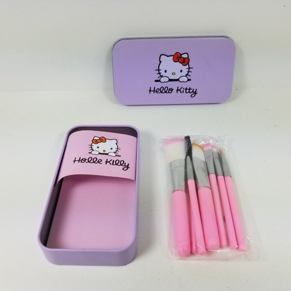 Hello Kitty Girls Brush make up set with purple tin - Picture 2 of 10